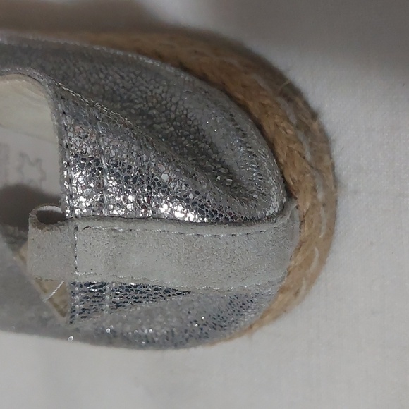 Geox, Size 10.5 Metallic Silver Leather and Grey Suede Espadrilles - Picture 8 of 12